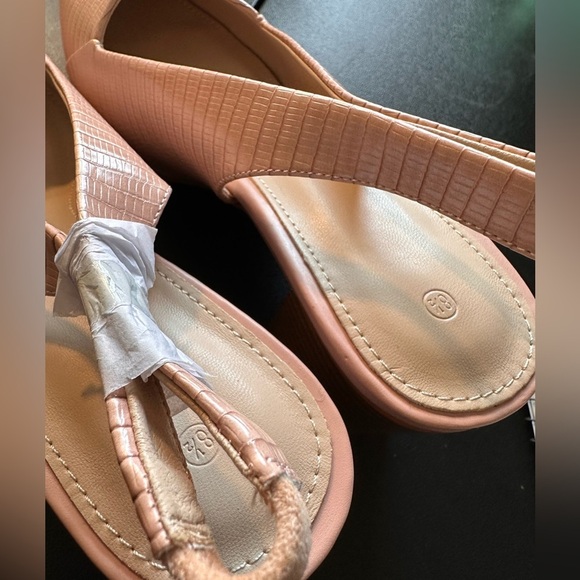 NEW WOMEN’S PINK POINTY TOE BLOCK HEEL SLING BACK PULL ON PARTY SHOES SIZE 8.5 - Picture 8 of 10